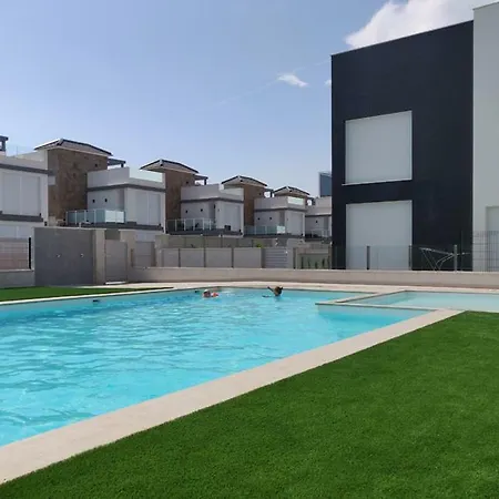 Amay 880 Apartment *