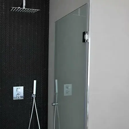 Amay 880 Apartment *